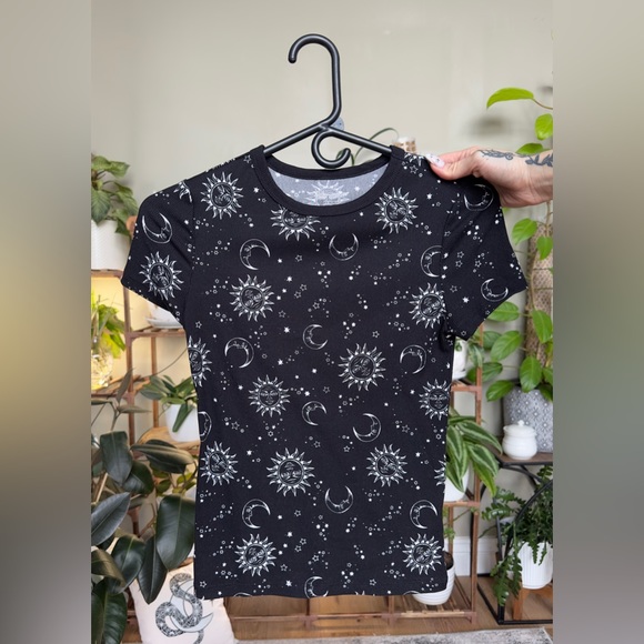 Tops sizes XS-S - Picture 11 of 14